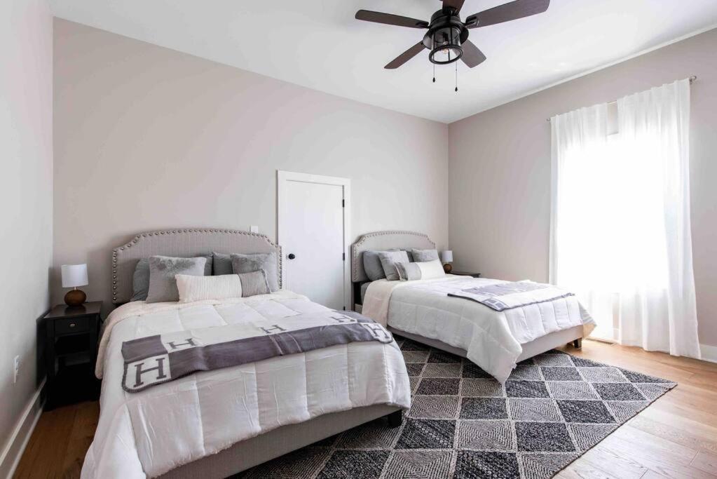 Newly Renovated 3 Bedroom Shelby Park Home **Free Parking** Louisville Exterior photo
