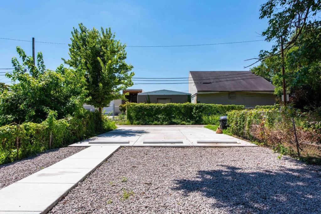 Newly Renovated 3 Bedroom Shelby Park Home **Free Parking** Louisville Exterior photo