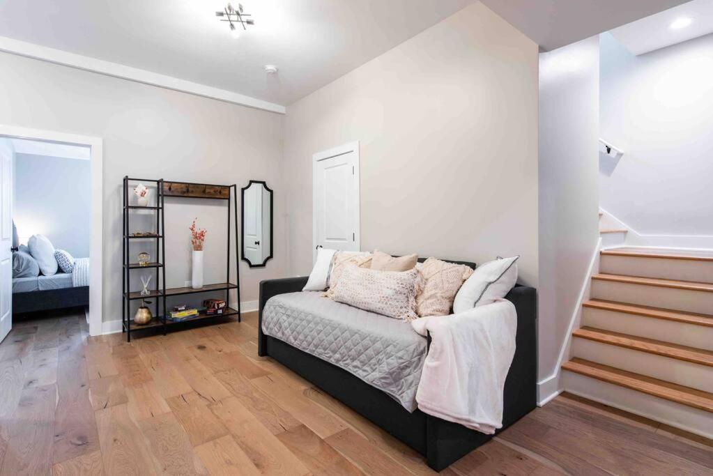 Newly Renovated 3 Bedroom Shelby Park Home **Free Parking** Louisville Exterior photo