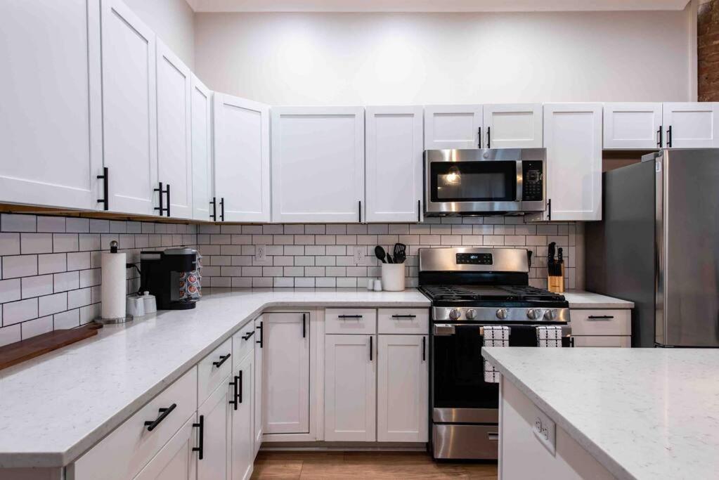 Newly Renovated 3 Bedroom Shelby Park Home **Free Parking** Louisville Exterior photo